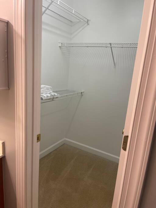 Simple Elegant Townhouse Dt Raleigh Ncsu Apartman Kültér fotó
