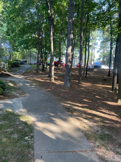 Simple Elegant Townhouse Dt Raleigh Ncsu Apartman Kültér fotó