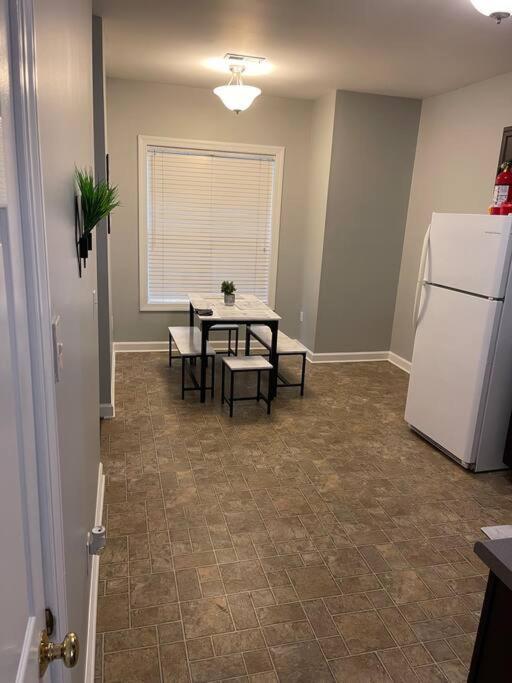 Simple Elegant Townhouse Dt Raleigh Ncsu Apartman Kültér fotó